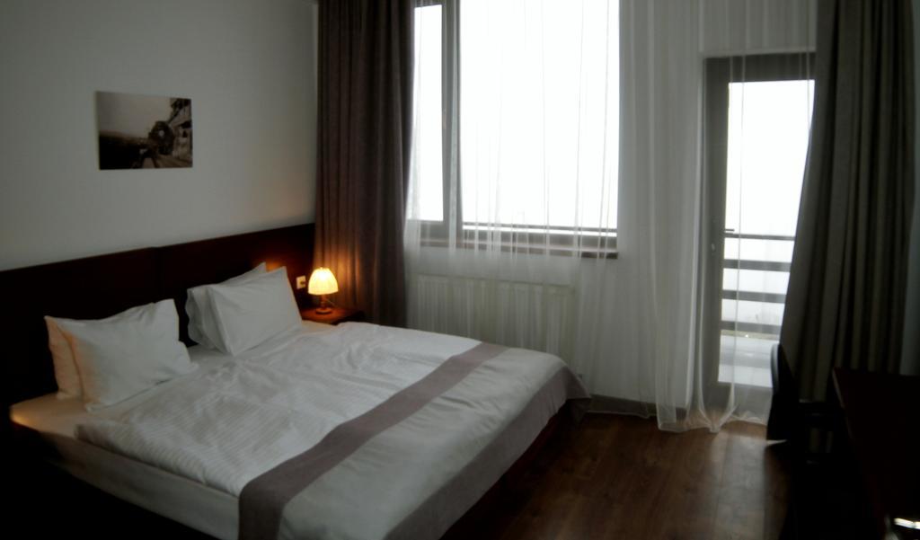 Hotel Club-2100 Gudauri Luaran gambar